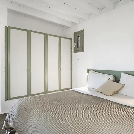 One Bedroom *